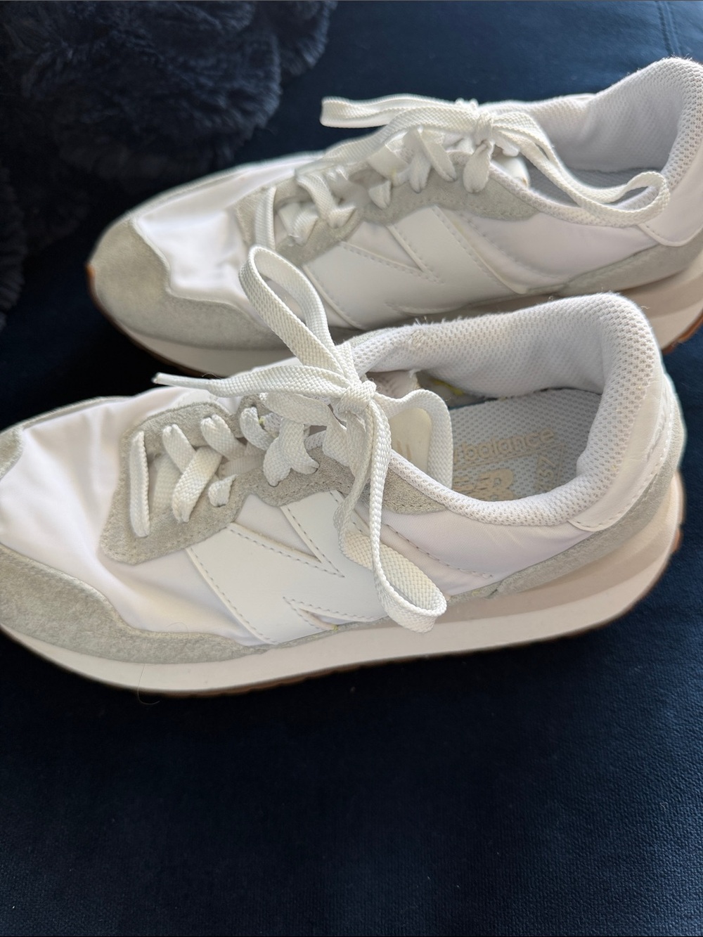 New Balance 237 Sneaker